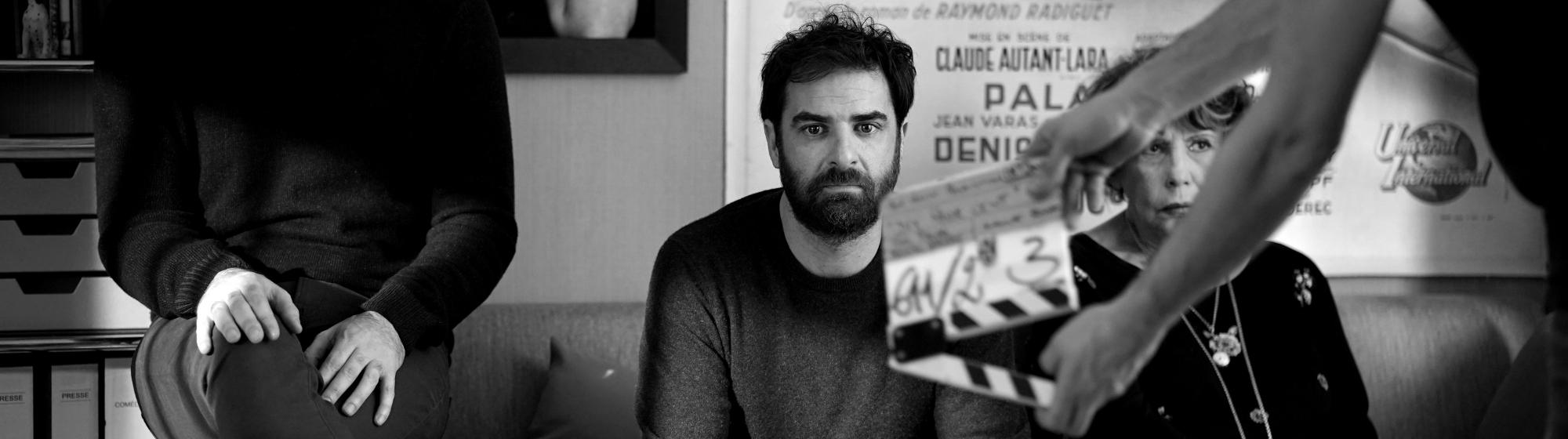 Visuel de promotion de l’exposition Hors-Champs de Christophe Brachet avec des portraits en noir et blanc
