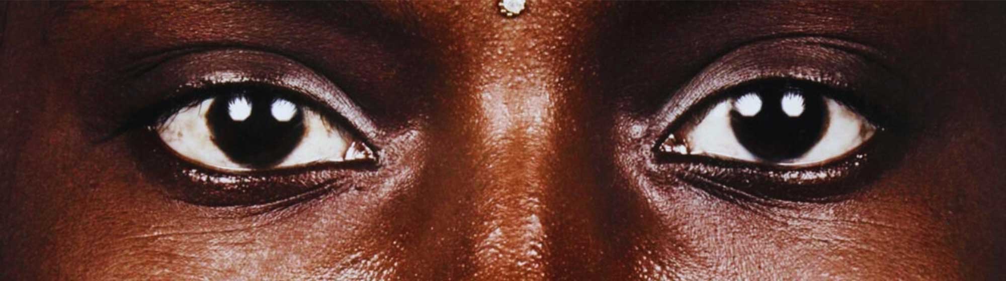 Photo d'une femme et de ses yeux