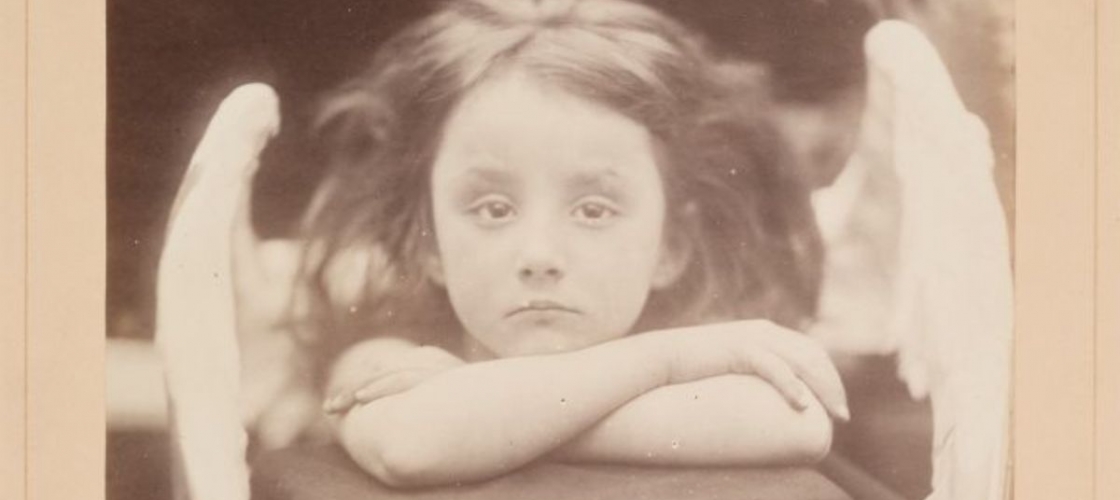 Julia Margaret Cameron I Wait [J’attends], 1872 Tirage albuminé. © The Royal Photographic Society Collection at the V&A